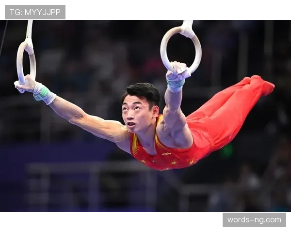 邹敬园这自律程度,凌晨四点还在吊环上晃? 邹敬园这自律程度,凌晨四点还在吊环上晃?
